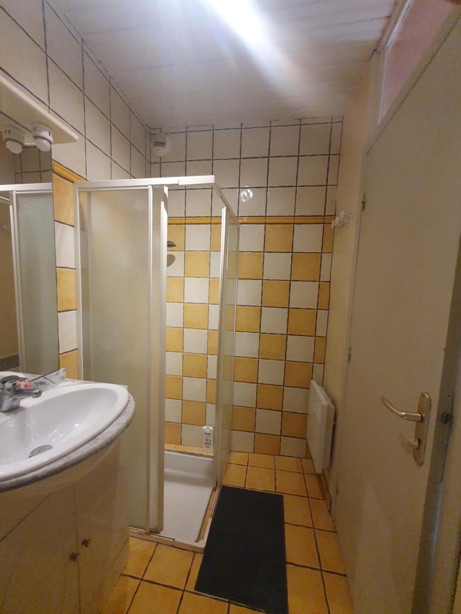 Appartement Meuble Centre Ville Nyons Ngoại thất bức ảnh